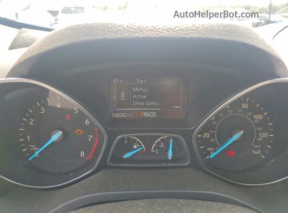 1FMCU0GD8HUB61786 2017 FORD ESCAPE Белый Вид щитка приборов