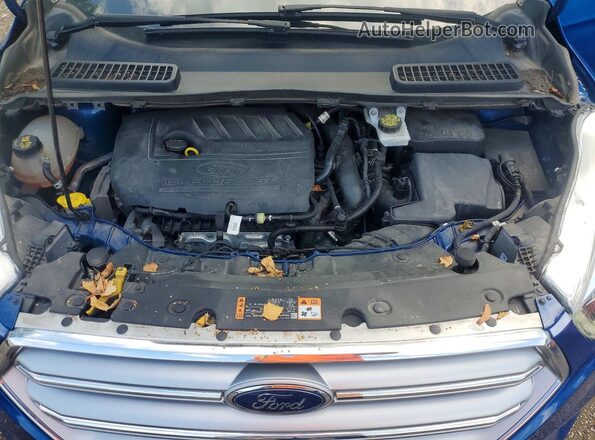 1FMCU0GD8HUB68835 2017 FORD ESCAPE Blue Vista del compartimento del motor