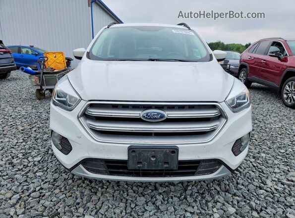 1FMCU0GD8HUB76188 2017 FORD ESCAPE White Вид спереду