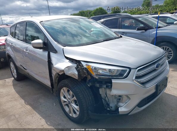1FMCU0GD8HUB99275 2017 FORD ESCAPE Silver წინა ხედი