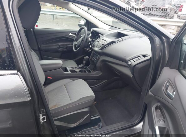 1FMCU0GD8HUC06645 2017 FORD ESCAPE Gray Սալոնի դիմացի տեսք