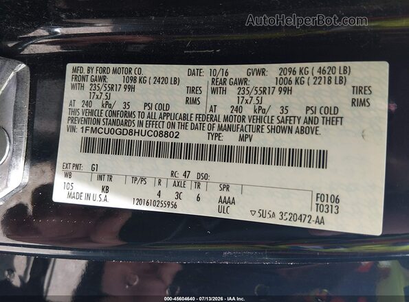1FMCU0GD8HUC08802 2017 FORD ESCAPE Black ძრავის განყოფილების ხედი