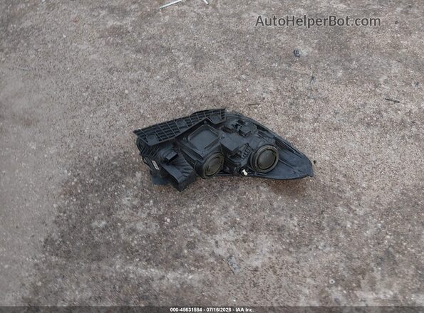 1FMCU0GD8HUC24742 2017 FORD ESCAPE Бежевый Вид щитка приборов