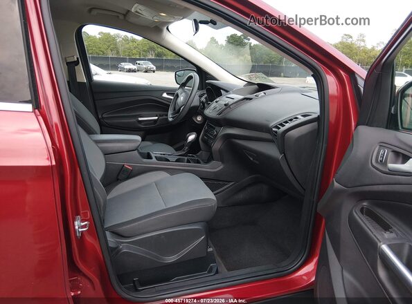 1FMCU0GD8JUA81328 2018 FORD ESCAPE Red Вид салону спереду
