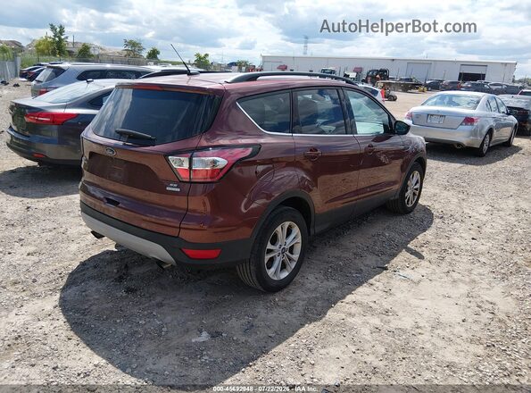 1FMCU0GD8JUB02906 2018 FORD ESCAPE Burgundy Rear right