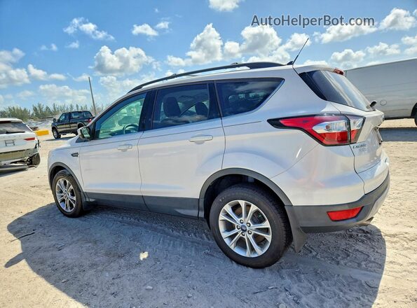 1FMCU0GD8JUB97578 2018 FORD ESCAPE Белый Задняя левая четверть