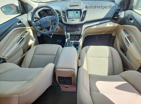 1FMCU0GD8JUB97578 2018 FORD ESCAPE Белый Вид панели приборов