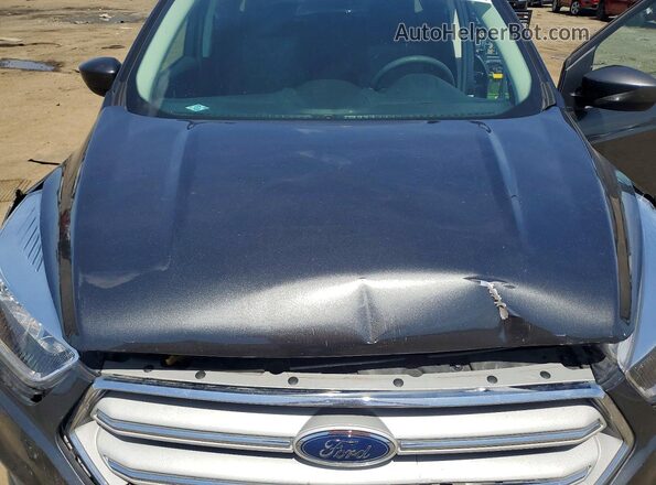 1FMCU0GD8JUC28585 2018 FORD ESCAPE Gray Vista del compartimento del motor