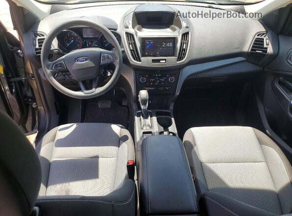 1FMCU0GD8JUC28585 2018 FORD ESCAPE Gray Vista del salpicadero