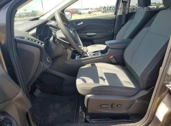 1FMCU0GD8JUC28585 2018 FORD ESCAPE Gray Vista interior delantera