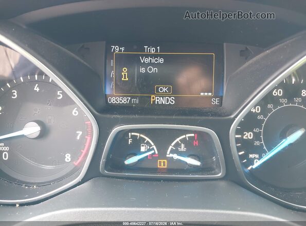 1FMCU0GD8JUD02300 2018 FORD ESCAPE Black Widok tylnych siedzeń