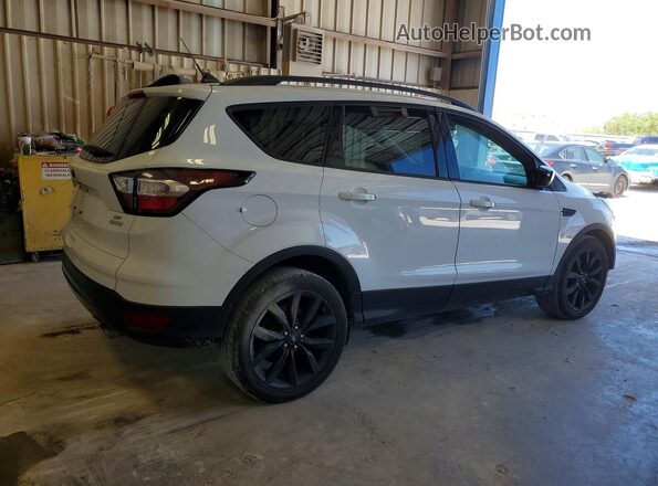 1FMCU0GD8JUD50296 2018 FORD ESCAPE Белый Задняя правая четверть
