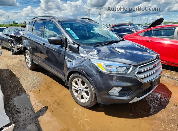 1FMCU0GD8JUD60813 2018 FORD ESCAPE Серый Передняя правая четверть