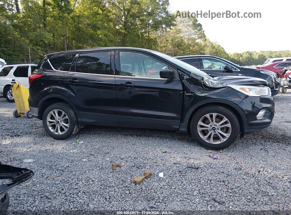 1FMCU0GD8KUA49853 2019 FORD ESCAPE Черный Вид задней части салона