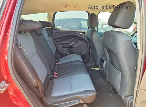 1FMCU0GD9HUA36747 2017 FORD ESCAPE Темно-бордовый Вид задней части салона
