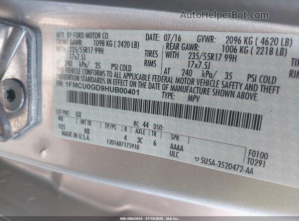 1FMCU0GD9HUB00401 2017 FORD ESCAPE Silver Engine compartment view