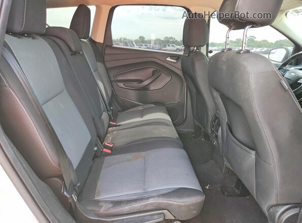 1FMCU0GD9HUB87894 2017 FORD ESCAPE Silver უკანა სალონის ხედი