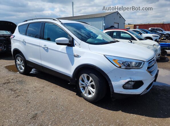 1FMCU0GD9HUC90944 2017 FORD ESCAPE White Front right