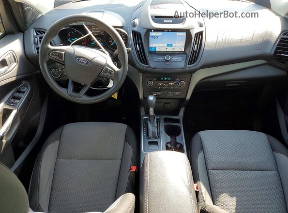 1FMCU0GD9HUD70602 2017 FORD ESCAPE White Vista del salpicadero