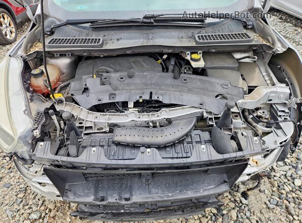 1FMCU0GD9HUD98674 2017 FORD ESCAPE Silver Engine compartment view