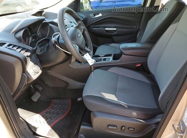 1FMCU0GD9HUE93669 2017 FORD ESCAPE Beige Вид салону спереду