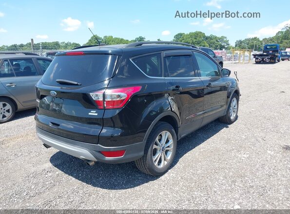 1FMCU0GD9JUA11188 2018 FORD ESCAPE Черный Задняя правая четверть