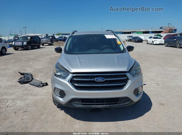 1FMCU0GD9JUA54591 2018 FORD ESCAPE Красный Вид задней части салона
