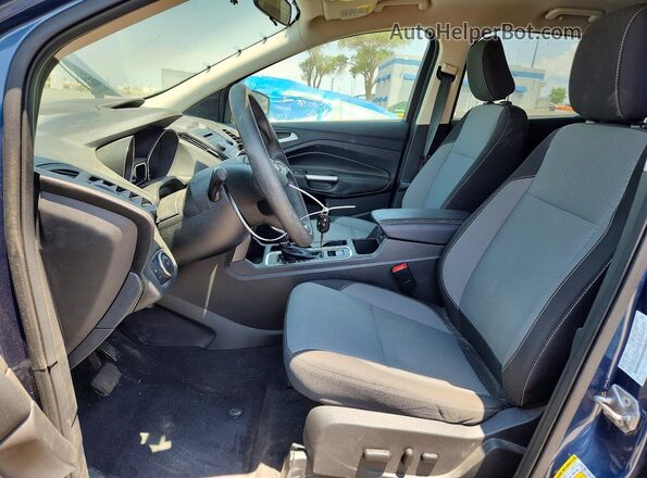 1FMCU0GD9JUC07891 2018 FORD ESCAPE Blue Front interior view