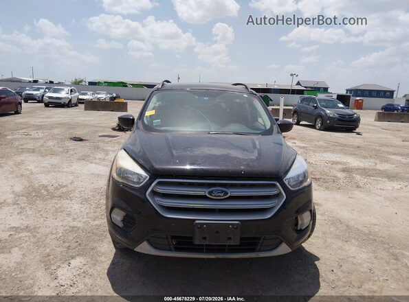 1FMCU0GD9JUC69923 2018 FORD ESCAPE Black Вид щитка приладів