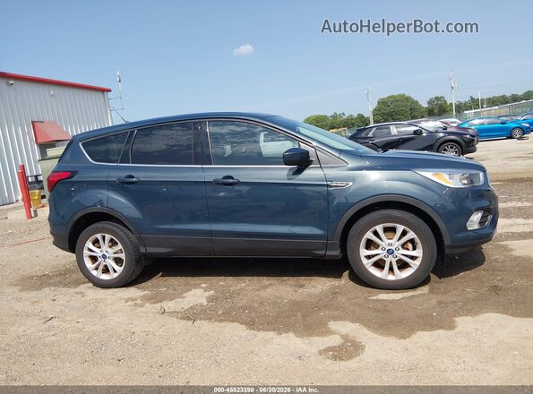 1FMCU0GD9KUA24718 2019 FORD ESCAPE Синий Вид задней части салона