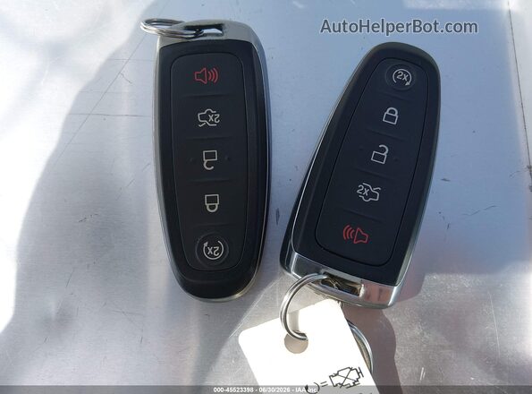 1FMCU0GD9KUA24718 2019 FORD ESCAPE Синий Вид панели приборов