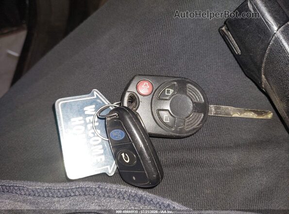 1FMCU0GDXHUA02476 2017 FORD ESCAPE Black Вид панелі приладів