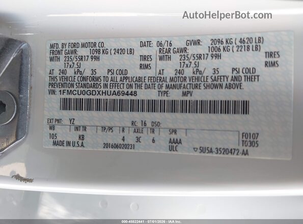 1FMCU0GDXHUA69448 2017 FORD ESCAPE White Vista del compartimento del motor