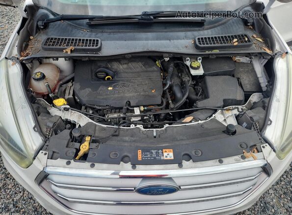 1FMCU0GDXHUB74247 2017 FORD ESCAPE White Engine compartment view