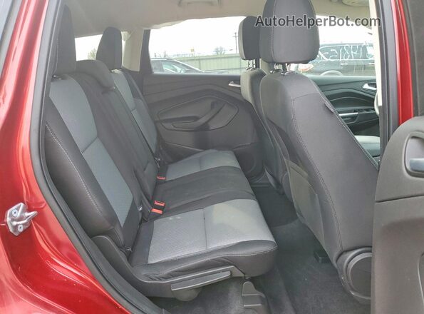 1FMCU0GDXHUC45866 2017 FORD ESCAPE Red Rear interior view