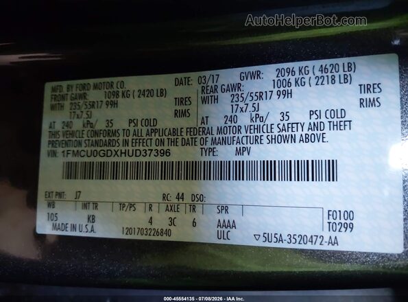 1FMCU0GDXHUD37396 2017 FORD ESCAPE Gray Widok komory silnika