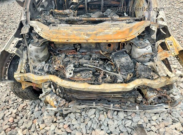 1FMCU0GDXHUE03316 2017 FORD ESCAPE Burn Вид задньої частини салону