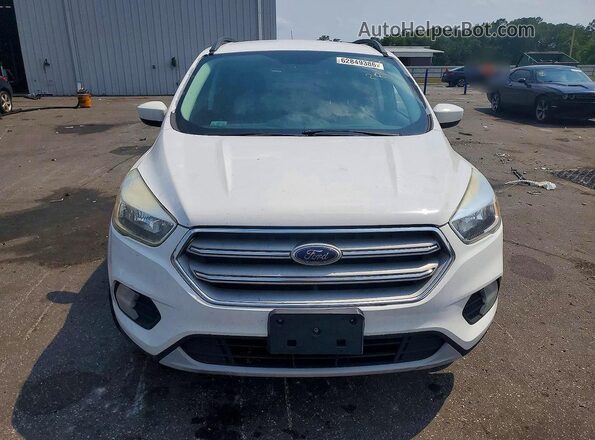 1FMCU0GDXJUB12157 2018 FORD ESCAPE Белый Вид спереди