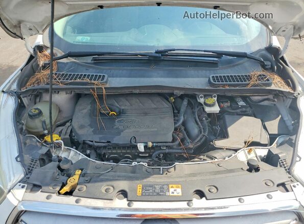 1FMCU0GDXJUB12157 2018 FORD ESCAPE Белый Вид подкапотного пространства