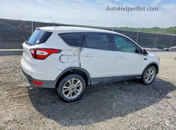 1FMCU0GDXKUA44122 2019 FORD ESCAPE White Tył prawy