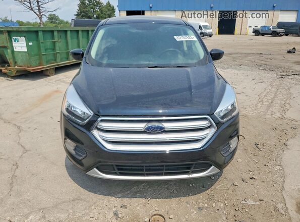 1FMCU0GDXKUB99771 2019 FORD ESCAPE Черный Вид спереди