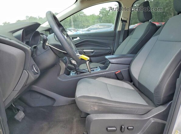 1FMCU0GDXKUC00823 2019 FORD ESCAPE Серебряный Вид салона спереди