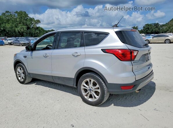 1FMCU0GDXKUC00823 2019 FORD ESCAPE Серебряный Задняя левая четверть
