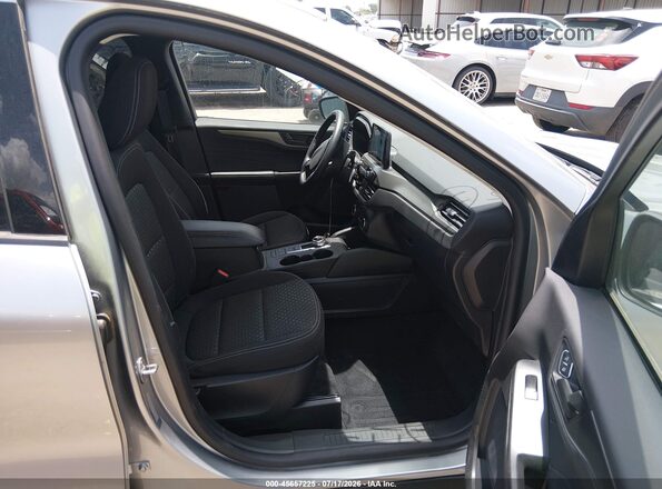 1FMCU0GN3RUA68880 2024 FORD ESCAPE Silver Vista interior delantera