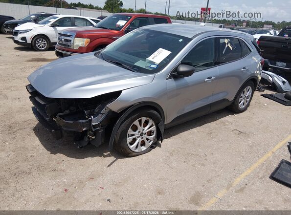 1FMCU0GN3RUA68880 2024 FORD ESCAPE Silver Vista tres cuartos delantera izquierda