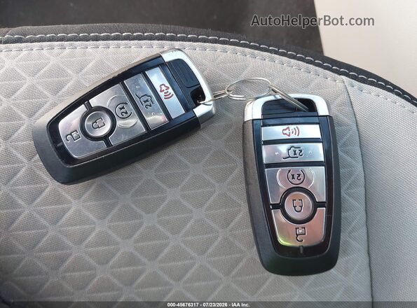 1FMCU0GN3RUB55369 2024 FORD ESCAPE Белый Вид панели приборов
