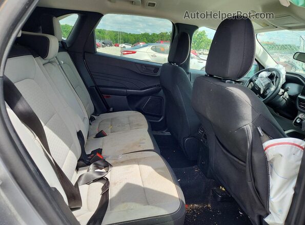 1FMCU0GN8RUB61622 2024 FORD ESCAPE Silver Widok tylnych siedzeń