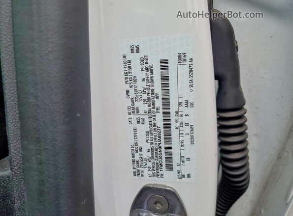 1FMCU0GN9PUA69237 2023 FORD ESCAPE White Панорамний вид салону 360°