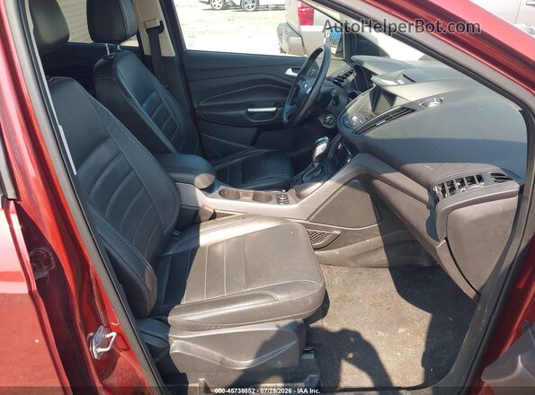 1FMCU0GX2GUA07941 2016 FORD ESCAPE Burgundy Front interior view