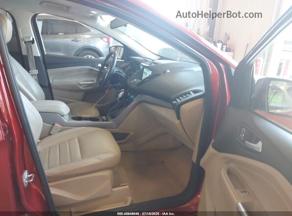 1FMCU0GX2GUB35743 2016 FORD ESCAPE Red Widok wnętrza z przodu